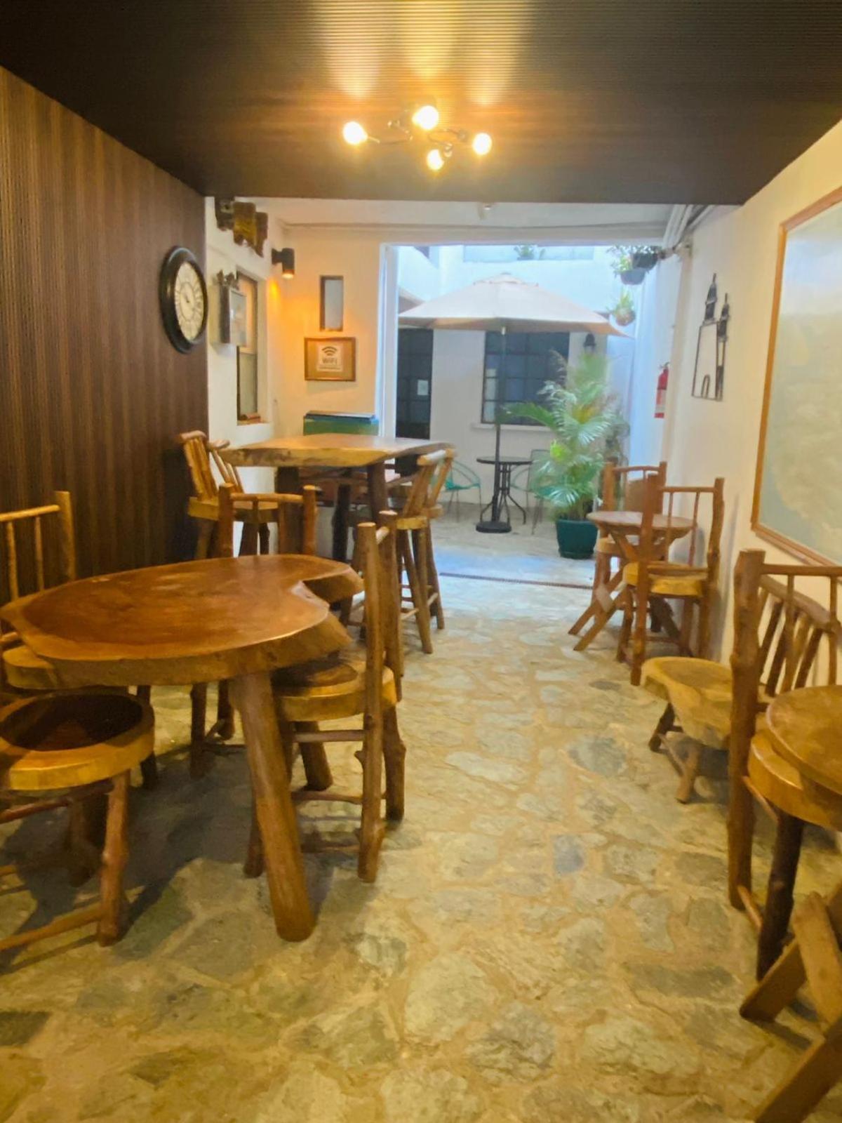 Hostal 17-52 Guatemalaváros Kültér fotó