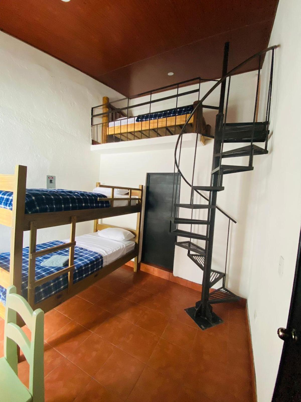 Hostal 17-52 Guatemalaváros Kültér fotó