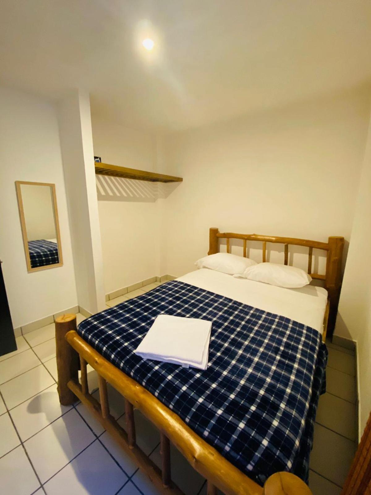 Hostal 17-52 Guatemalaváros Kültér fotó