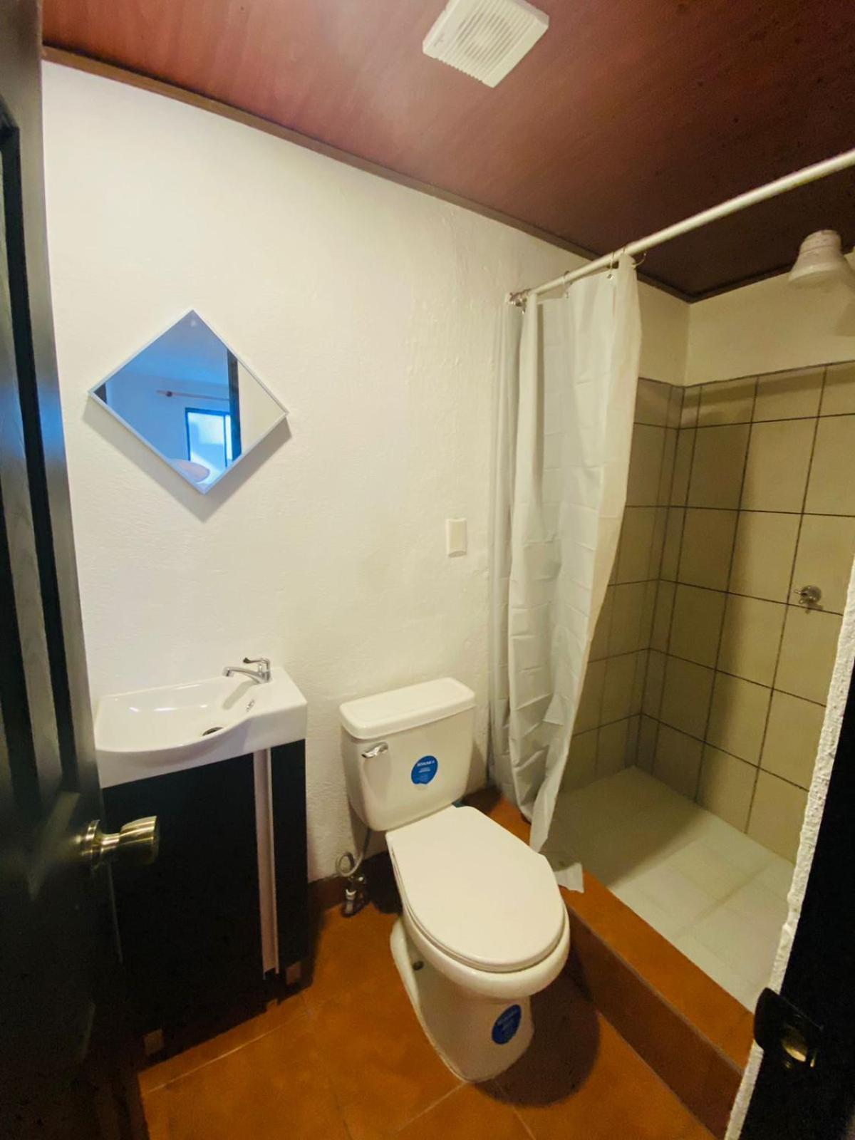 Hostal 17-52 Guatemalaváros Kültér fotó