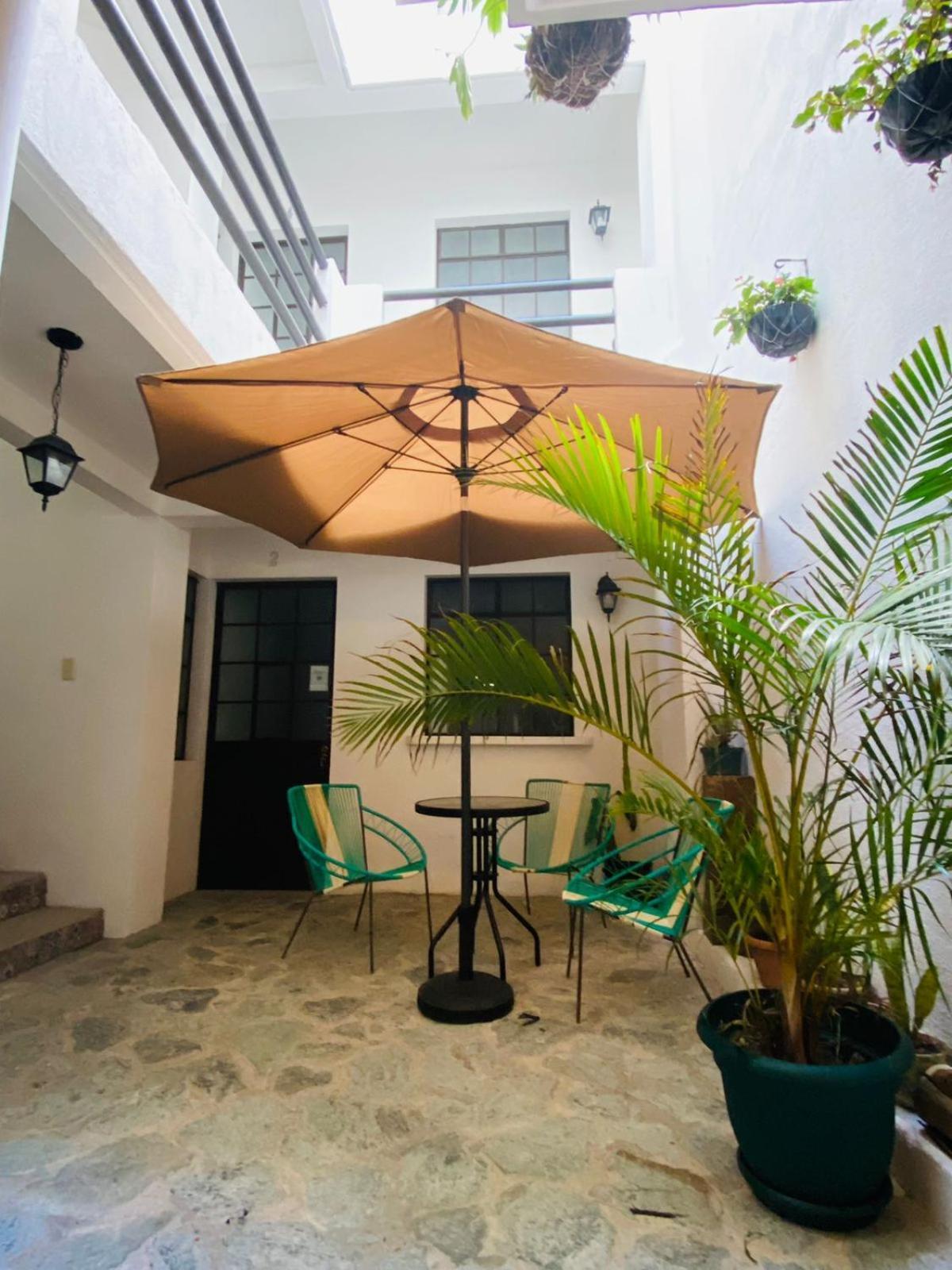 Hostal 17-52 Guatemalaváros Kültér fotó