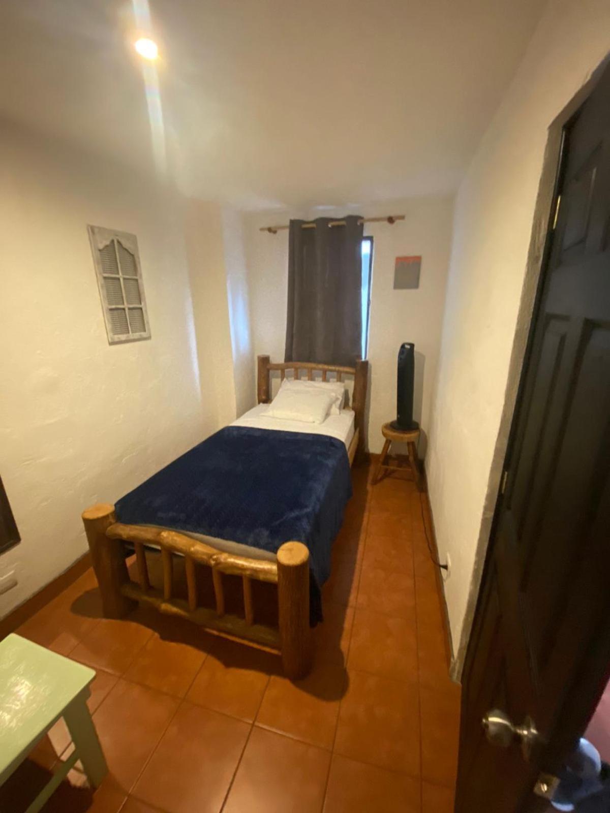 Hostal 17-52 Guatemalaváros Kültér fotó