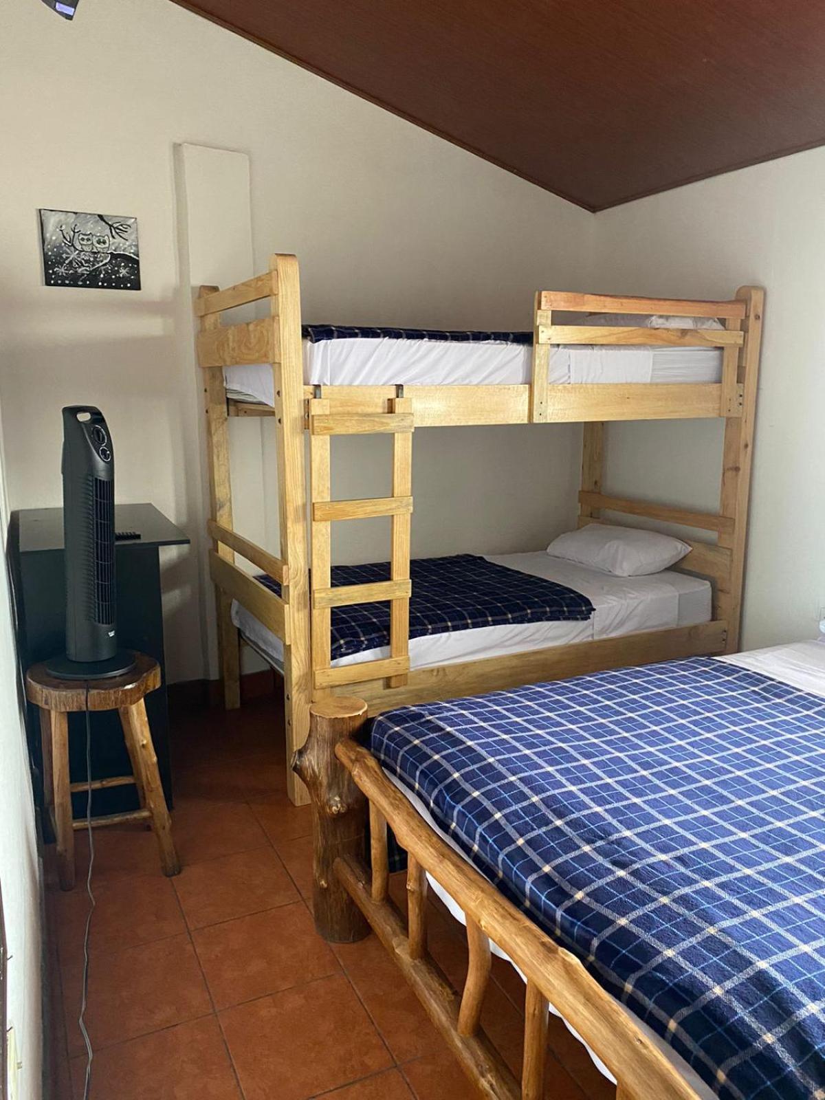 Hostal 17-52 Guatemalaváros Kültér fotó