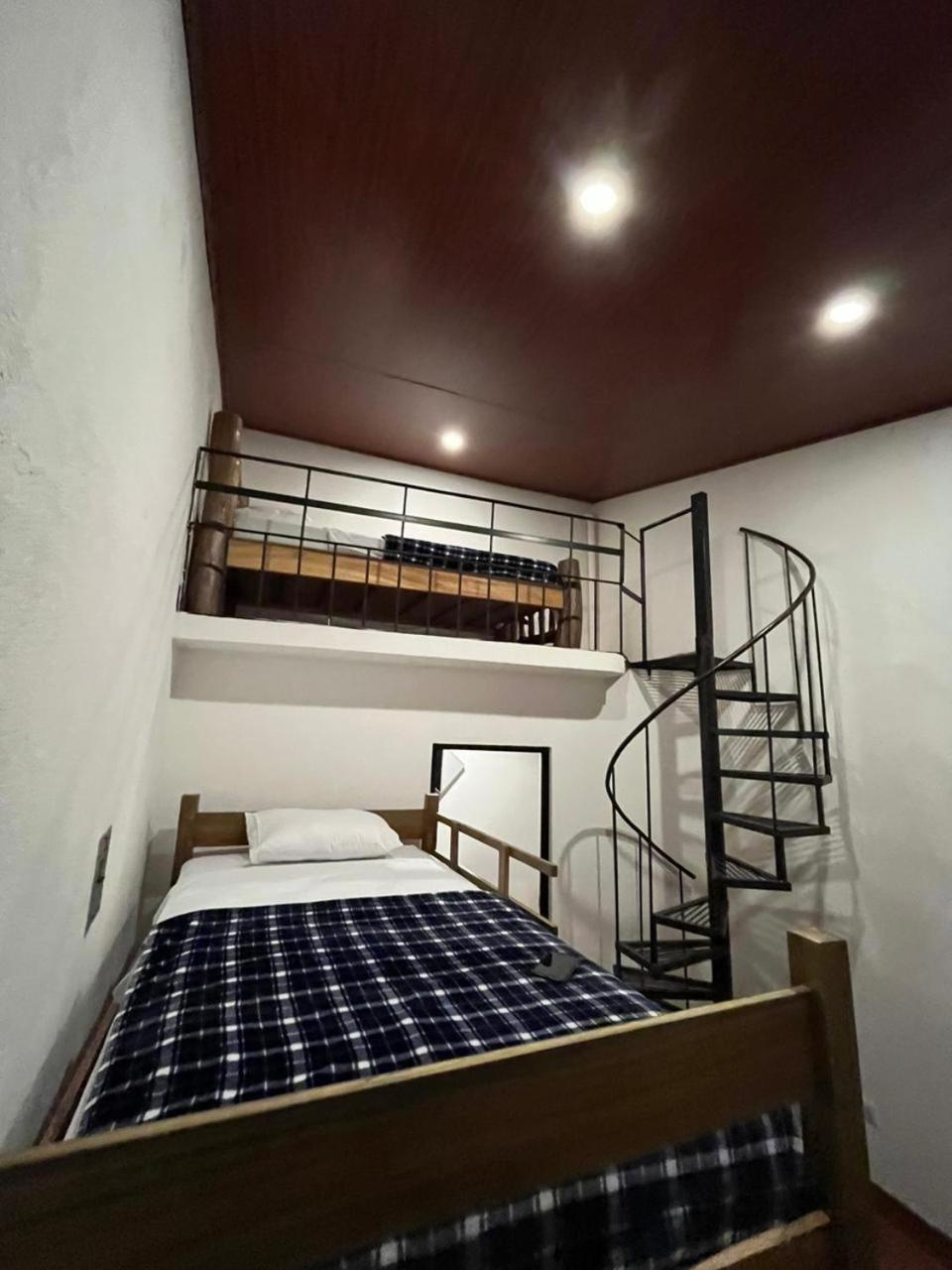 Hostal 17-52 Guatemalaváros Kültér fotó